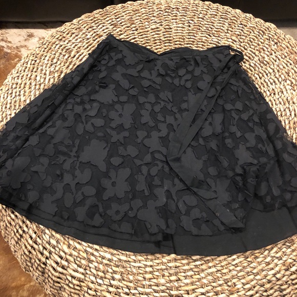 Blouses - Picture 11 of 16